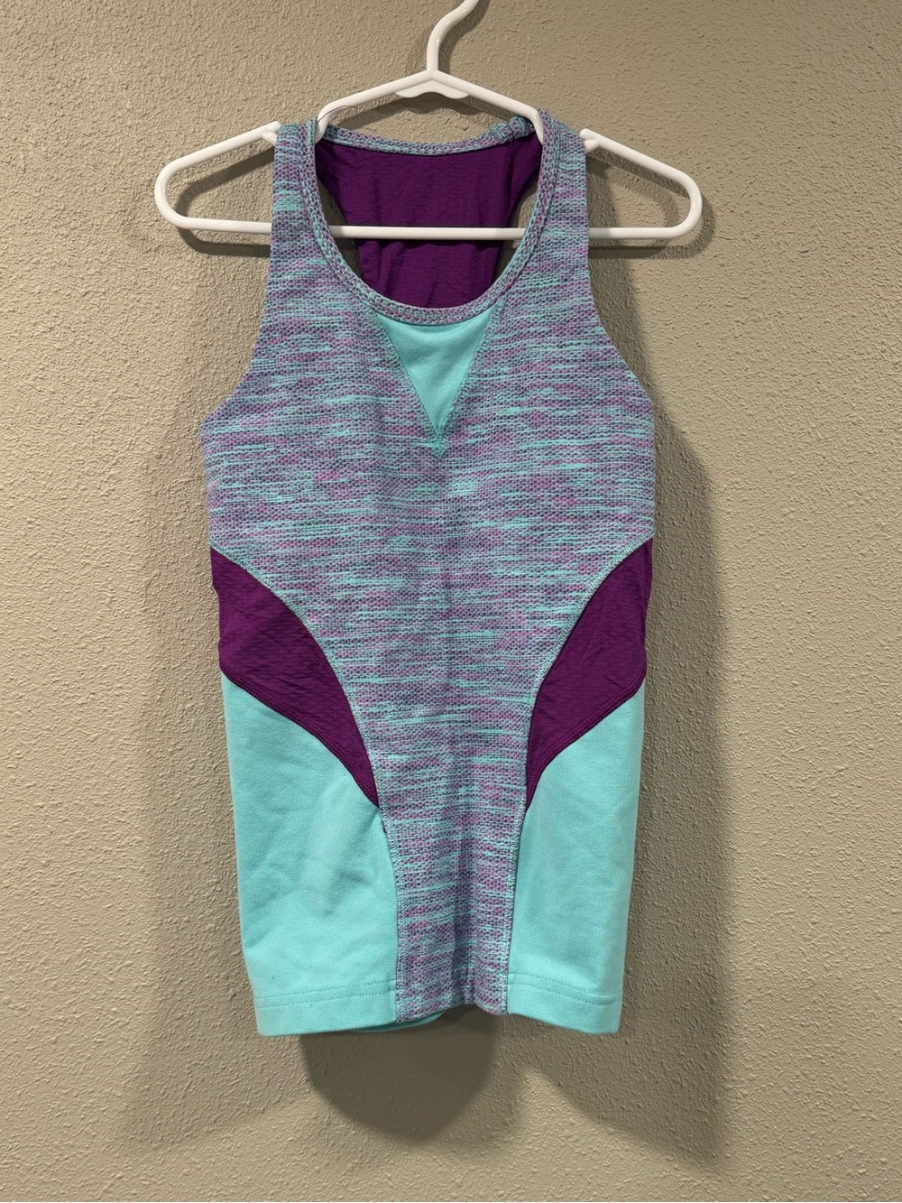 Ivivia Lululemon Girls Racerback Tank Top - Picture 1 of 3